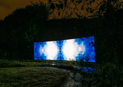 Victoria Gentsch - Im Fluss - 2016 - Video Projektion Intervention für ‘Shining_Gap’ im Botanischen Garten Osnabrück