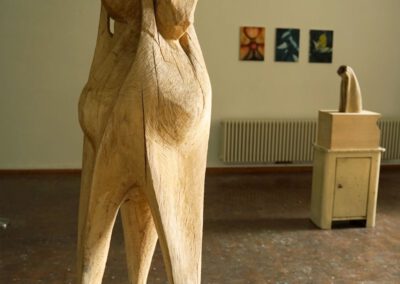 Mira Friedrich - Viviparie - 2023 - 170x60x70cm - Lindenholz